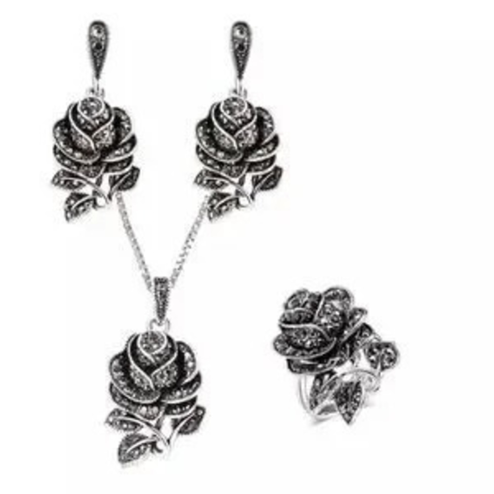 Roses Necklace Set Earrings Ring size?7 Necklaces